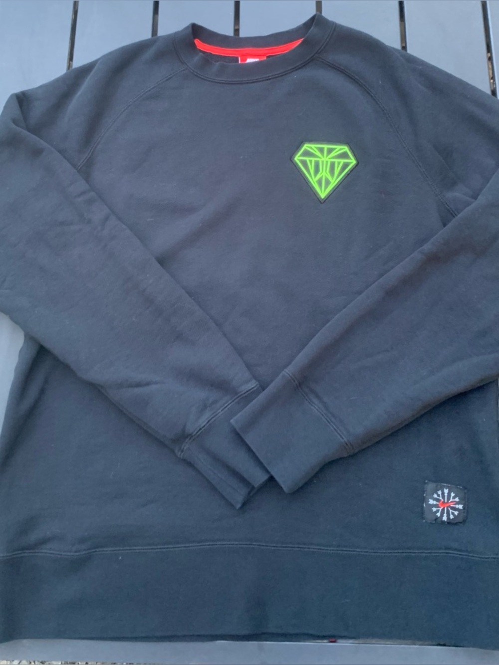 Nike Kobe Bryant "Black Mamba" Diamond Crewneck Sweatshirt.